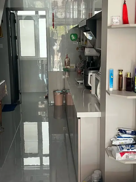 精装 商铺