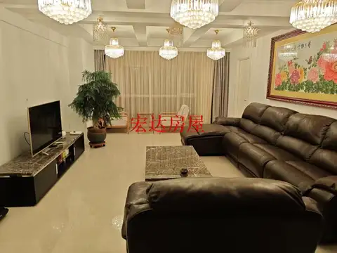 3室2厅2卫 东方波尔多一期