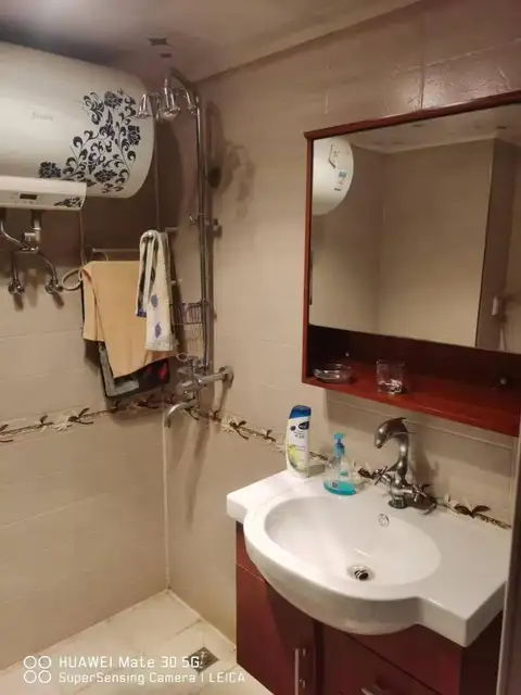 出租•楼区海景花园二期B•1室0厅1卫