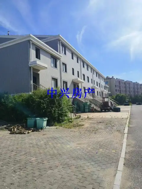 3室2厅2卫 铭岛仕家别墅