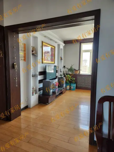 【好房出租】长兴岛 新港小区   💰租金：2600元/月   👍户型：2室2厅1卫   ✨建筑面积：93.7㎡   ☎联系人：彦彬 17790846664
