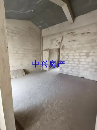 4室2厅2卫 铭岛仕家别墅