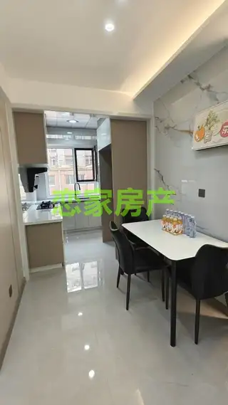 新新家园步梯二楼