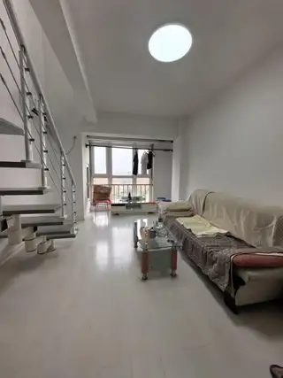 个人一手新房，个人租房价格可面谈嘉恒国际房东直租，包物业，家私高配，