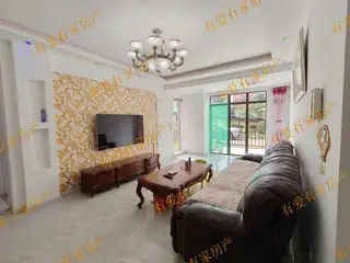 一楼带院！3室1厅1卫 玖珑湾