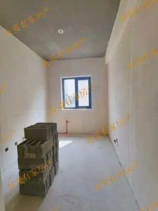 波尔多四期三室两厅清水好房，新楼盘新小区新的家