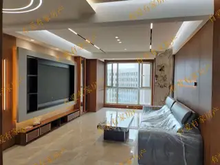 3室1厅1卫 三堂府督花苑