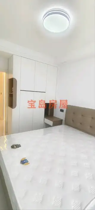 新新家园  两室一厅  精装修  诚意出售