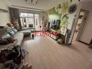 翠岛经典步梯顶楼带阁楼
