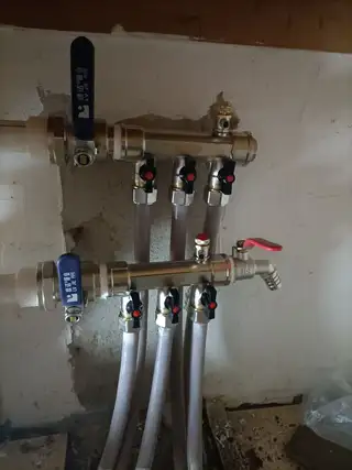 小邓维修水暖店