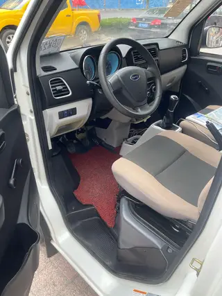 新到极品18款广告宣传车一台 小专手续 奇瑞4S店一手车 安全行驶1W公里 没用几次 新车一样 五条