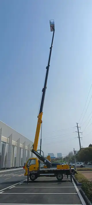 长兴装卸队，收售二手木方模板，家政保洁，大小吊车，大小云梯车，大小高空车，微挖掘机油锤砸墙，排渣，出