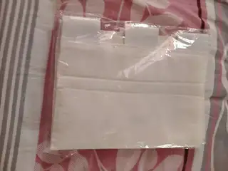婴儿衣服买了没穿都小了，标签都没拆，有几件是小黄鸭的，有要的吗？全部一百块钱上门自取，挑着买也可以