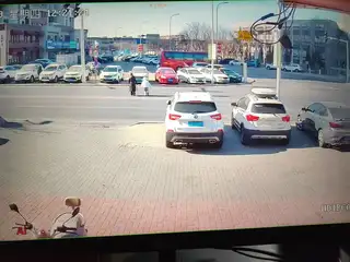 德仁 二手车，长期收售二手车，二手车贷款，代交保险，汽车电瓶搭电等业务 地址：长兴岛三堂街 明珠家园