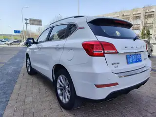新到17年早产 新款哈佛H2 自动挡1.5T排量，本地一手车，高配带天窗，三种驾驶模式，带雪地模式，