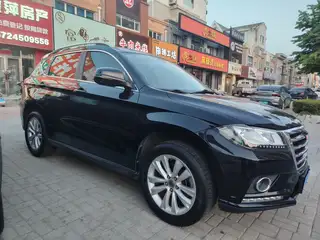 新到15年新款哈佛H2，个人一手车，手动挡1.5T排量，六速变速箱，高配带天窗，陡坡辅助，主副驾驶双