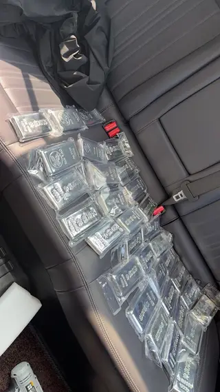 高价回收♻️:黄金 名包 名表 首饰 鞋服 烟酒 礼品卡‼️全城免费上门回收！当场鉴定！秒打款！方便