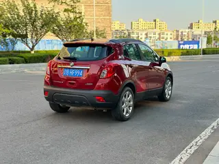 14年别克昂科拉，自动挡1.4t，大连本地一手车，实表8万多公里，车况精品，全车一件划痕补漆，保险检