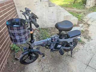 折叠电动自行车，可放后备箱 ，就骑了两回，原价1329 现在1100出售