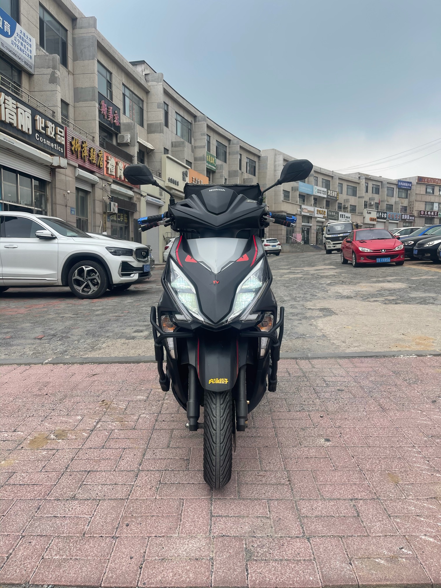 21款本田裂行XR125个人一手高配版 无钥匙启动 CBS联动刹车，手把加热USB充电 防摔把...