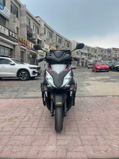 21款本田裂行XR125个人一手高配版 无钥匙启动 CBS联动刹车，手把加热USB充电 防摔把...