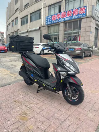 21款本田裂行XR125个人一手高配版 无钥匙启动 CBS联动刹车，手把加热USB充电 防摔把...