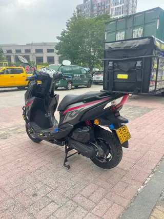 21款本田裂行XR125个人一手高配版 无钥匙启动 CBS联动刹车，手把加热USB充电 防摔把...
