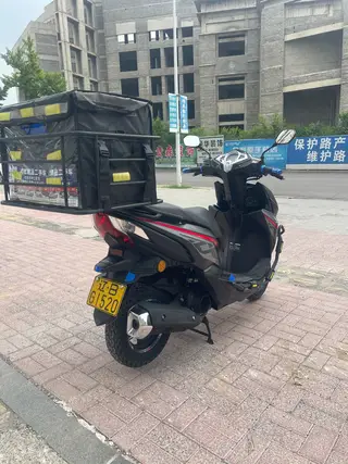 21款本田裂行XR125个人一手高配版 无钥匙启动 CBS联动刹车，手把加热USB充电 防摔把...
