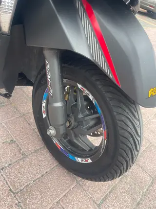 21款本田裂行XR125个人一手高配版 无钥匙启动 CBS联动刹车，手把加热USB充电 防摔把...
