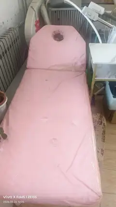 老式美容床，100元3张床，自取，在楼区亿兴。