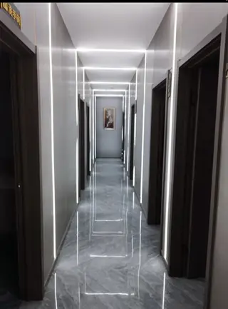 楼区500平精装饭店出兑，有意者电话联系，非诚勿扰！