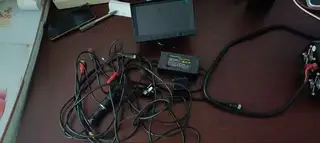 出售一台尼康相机日本牌子，一台倒车影像嘎嘎新，一台破冰机，两台豆浆机，有喜欢的电话联系。