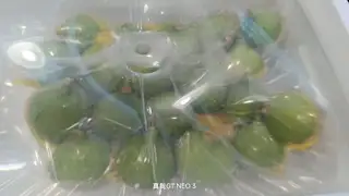 出售户外LED显示屏，台式电脑一套，白色陶瓷立柱式洗手盆，风扇，办公椅子，人字形折叠梯子，除雪铲，各