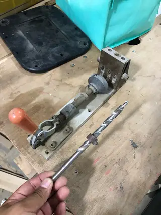 闲置物品 需要联系 雕刻机 曲线锯 打磨机 板材钻孔器 制冰机 糖果机 炸锅 直角工具夹