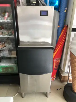 闲置物品 需要联系 雕刻机 曲线锯 打磨机 板材钻孔器 制冰机 糖果机 炸锅 直角工具夹