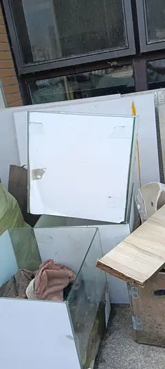 玻璃鱼缸便宜处理5元一个共三个联系电话152****0997