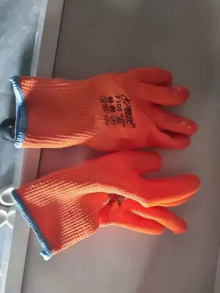 恒力发的手套，3元每副