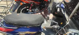 雅马哈丽鹰125运动版，机器外表都好，裸车，1600元，讲价的磨磨唧唧的别打电话。