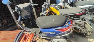 雅马哈丽鹰125运动版，机器外表都好，裸车，1600元，讲价的磨磨唧唧的别打电话。