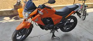 雅马哈丽鹰125运动版，机器外表都好，裸车，1600元，讲价的磨磨唧唧的别打电话。