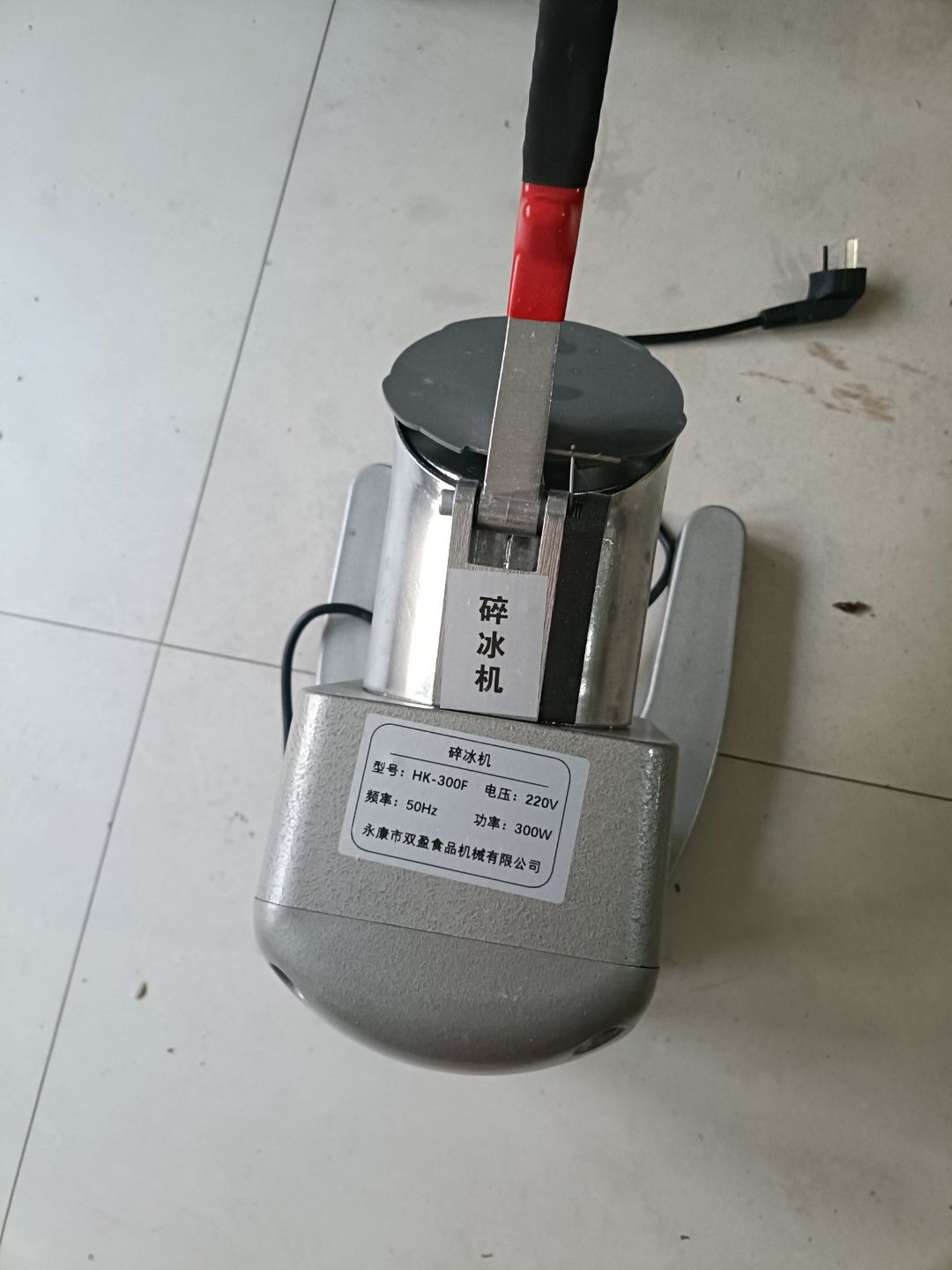 出售一台尼康相机日本尼康，一台倒车影像，两台豆浆机，一台破冰机有用的上🉐电话联系151****466