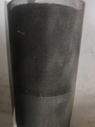 金刚网纱窗用的金刚网。