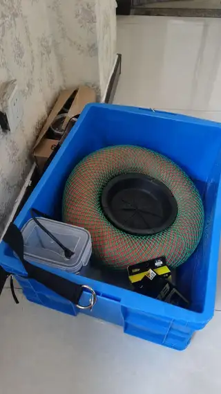 赶海防浪灯箱，品牌电瓶，最强灯光，带一个网兜，包邮
