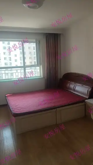 出租海景花园一期电梯房两室一厅家电齐全，拎包入住有空调139****6226