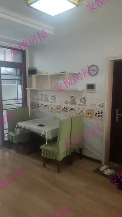 出租海景花园一期电梯房两室一厅家电齐全，拎包入住有空调139****6226