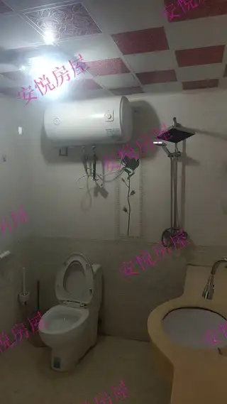 出租海景花园一期电梯房两室一厅家电齐全，拎包入住有空调139****6226