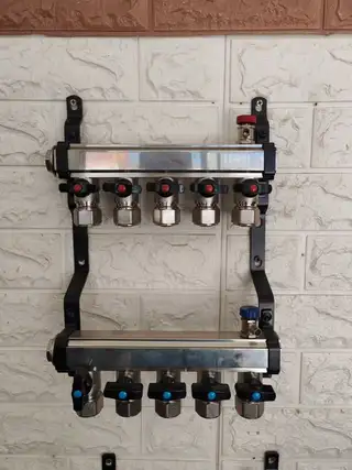 精品大流量分水器 套阀已到货！价格便宜！地热清洗！有需要的联系158****9888