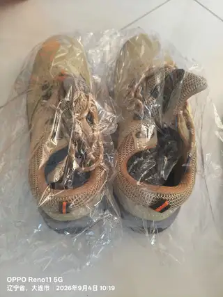 黑色39码黄色42码两双100