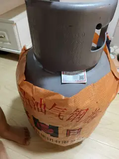 出一个空丙烷气瓶 九成新