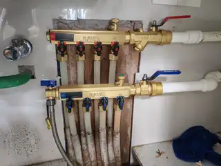精品大流量分水器 套阀已到货！价格便宜！地热清洗！有需要的联系158****9888
